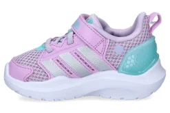 Gesloten eerste stapjes ADIDAS