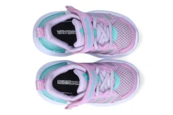 Gesloten eerste stapjes ADIDAS