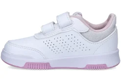 Gesloten eerste stapjes ADIDAS