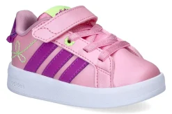 Gesloten eerste stapjes ADIDAS
