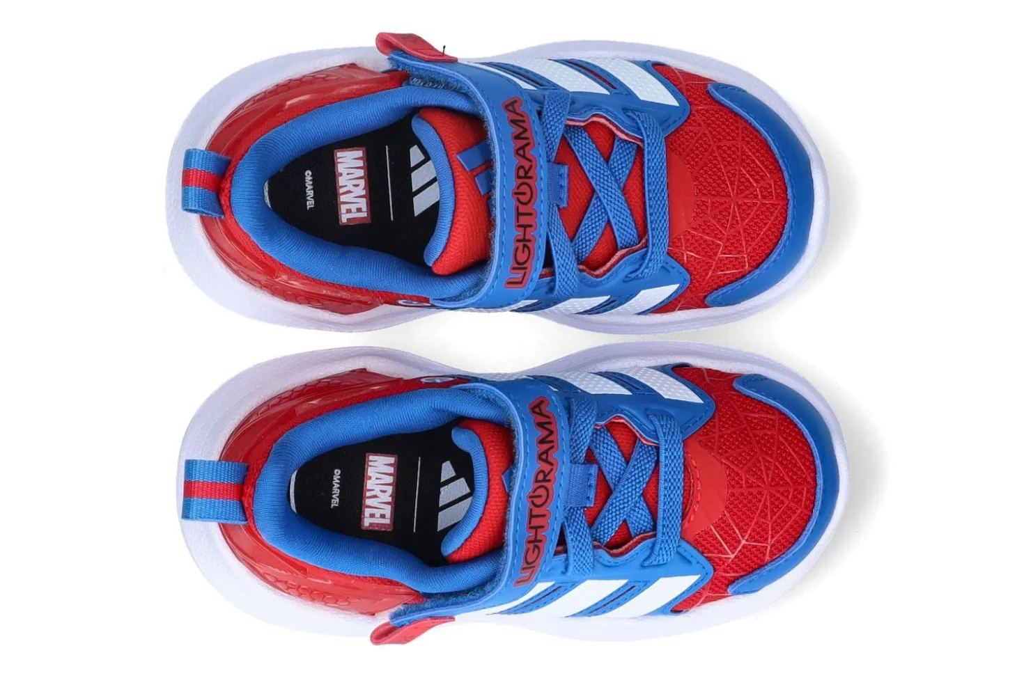 Gesloten eerste stapjes ADIDAS