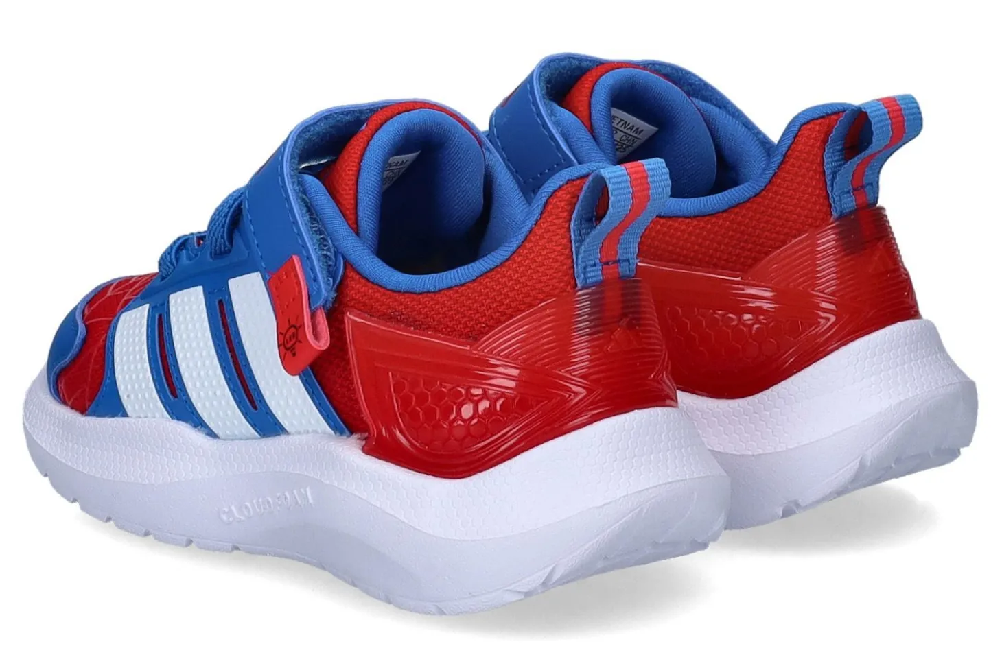 Gesloten eerste stapjes ADIDAS