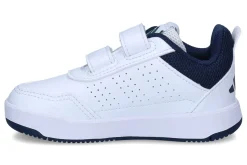 Gesloten eerste stapjes ADIDAS