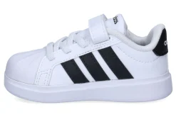 Gesloten eerste stapjes ADIDAS