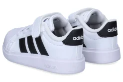 Gesloten eerste stapjes ADIDAS