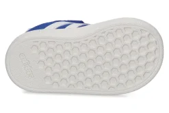 Gesloten eerste stapjes Adidas Grand Court
