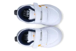 Gesloten eerste stapjes ADIDAS