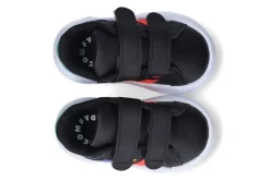 Gesloten eerste stapjes ADIDAS
