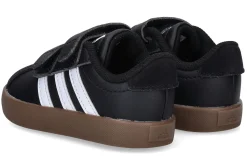 Gesloten eerste stapjes Adidas VL Court