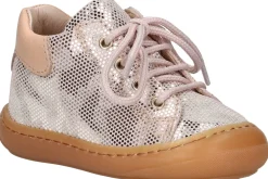 Gesloten eerste stapjes BABYBOTTE