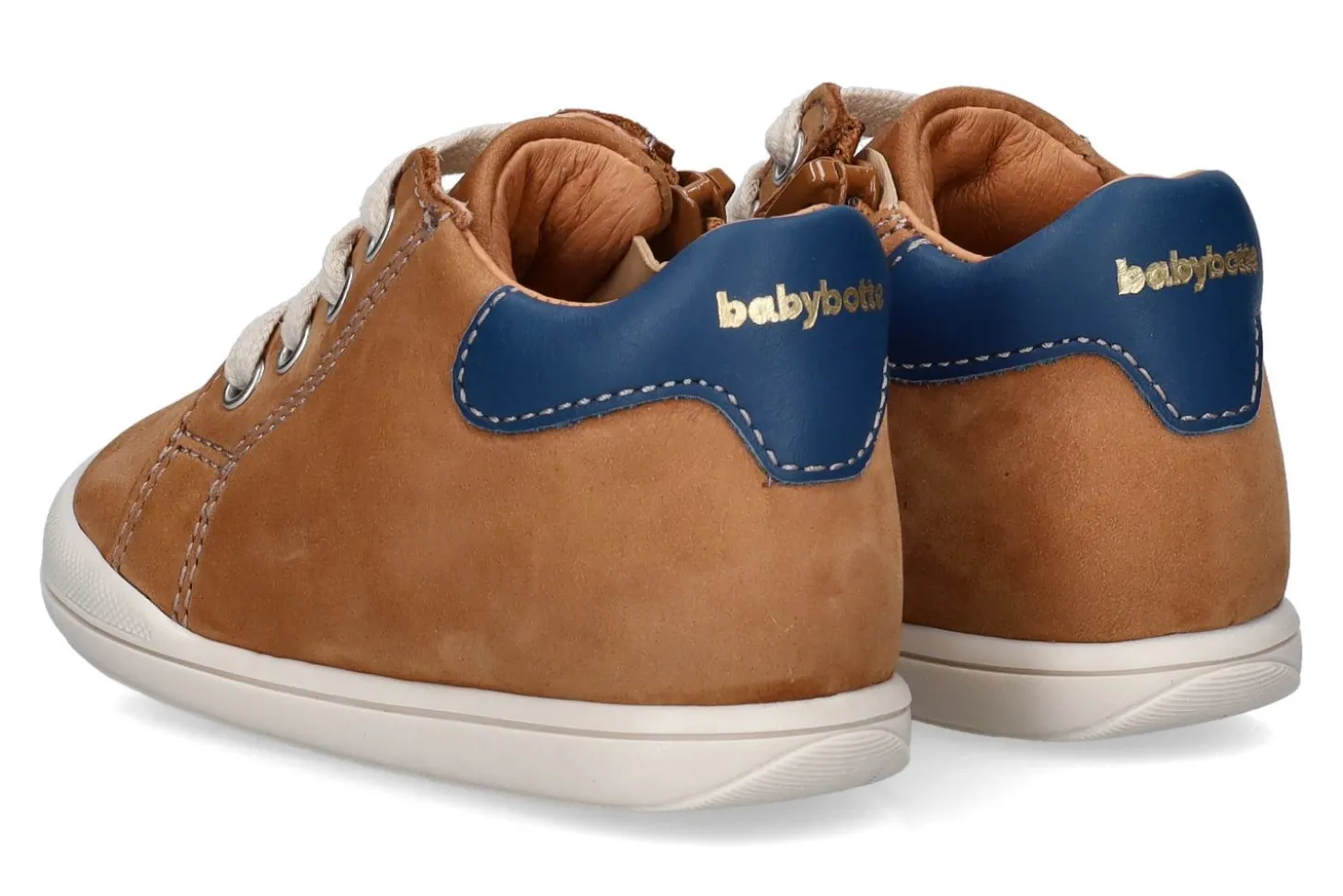 Gesloten eerste stapjes BABYBOTTE