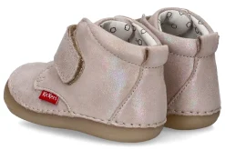 Gesloten eerste stapjes KICKERS