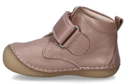 Gesloten eerste stapjes KICKERS