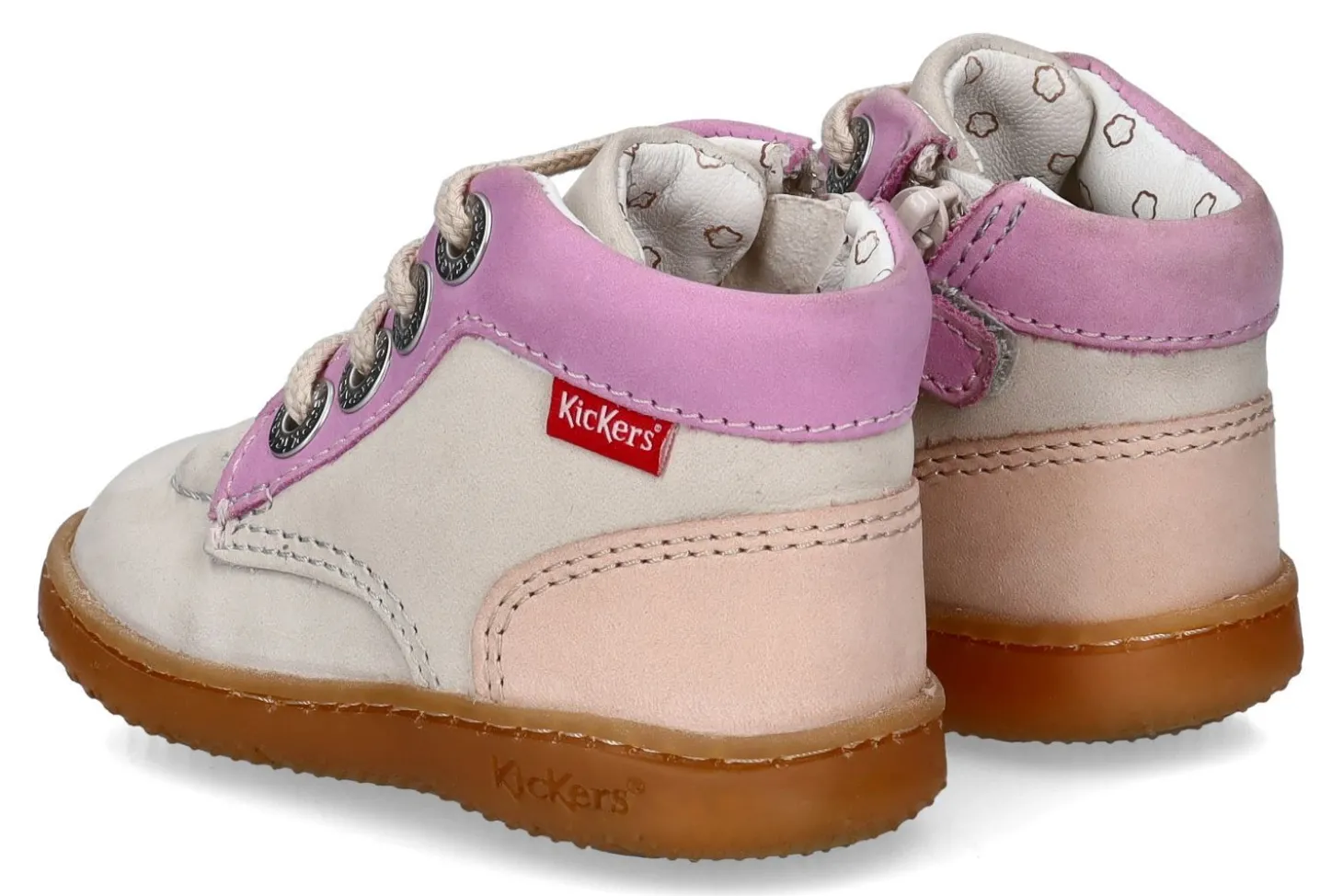 Gesloten eerste stapjes KICKERS