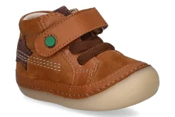 Gesloten eerste stapjes KICKERS