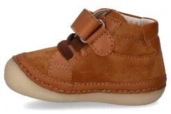 Gesloten eerste stapjes KICKERS