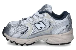 Gesloten eerste stapjes NEW BALANCE