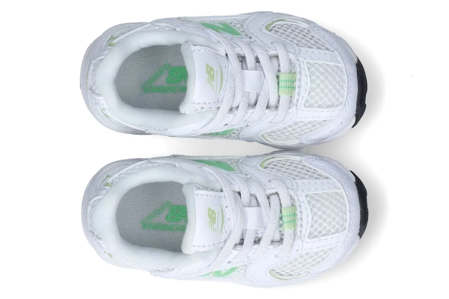 Gesloten eerste stapjes New Balance 530