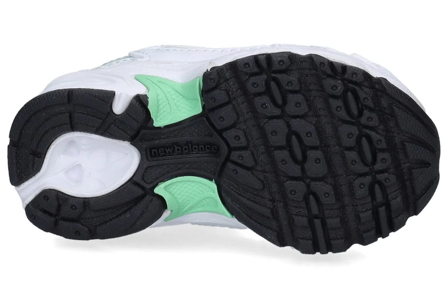 Gesloten eerste stapjes New Balance 530