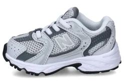 Gesloten eerste stapjes New Balance 530