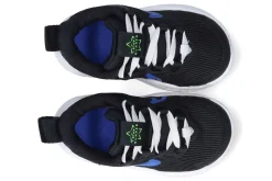 Gesloten eerste stapjes NIKE