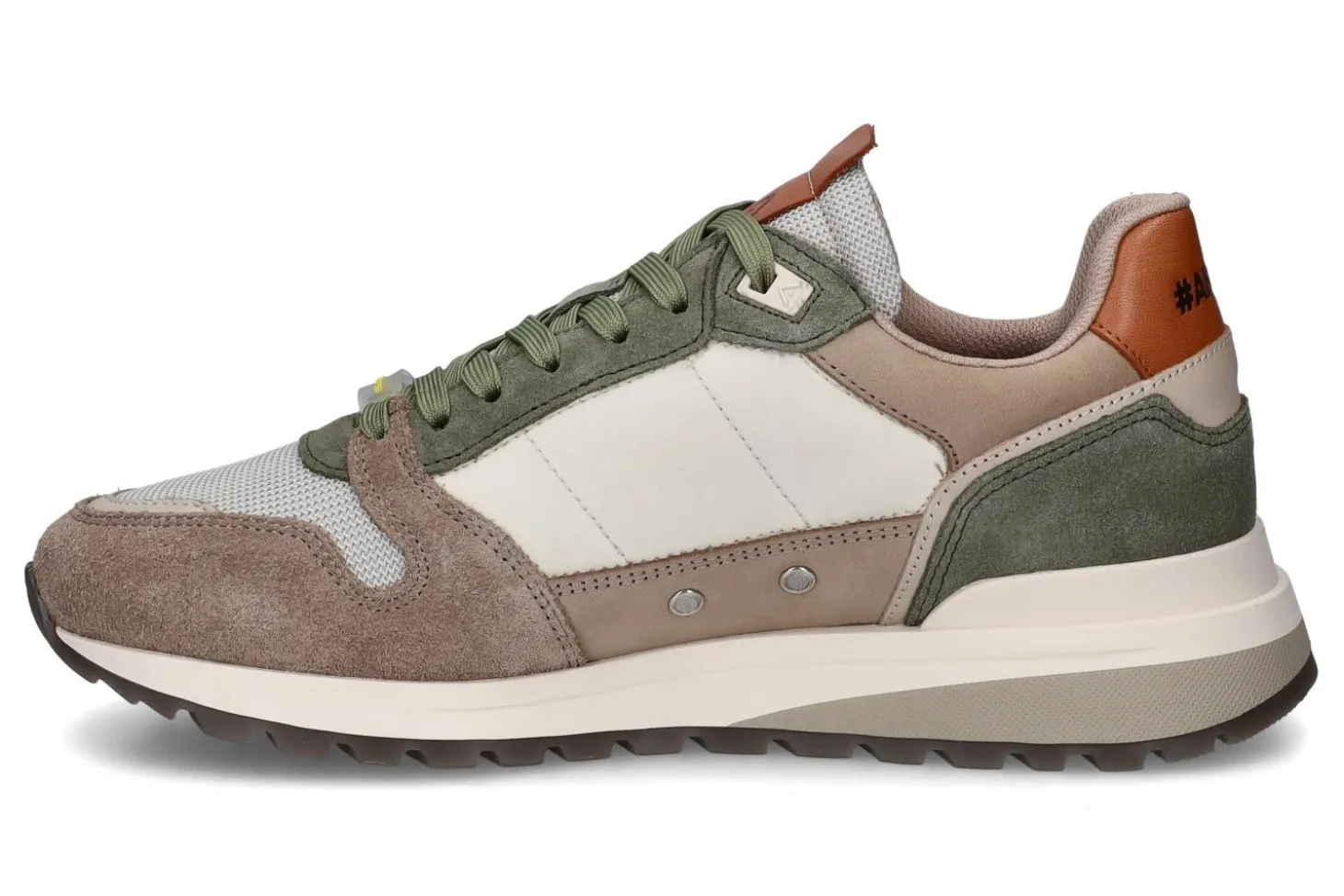 Lage sneakers AMBITIOUS