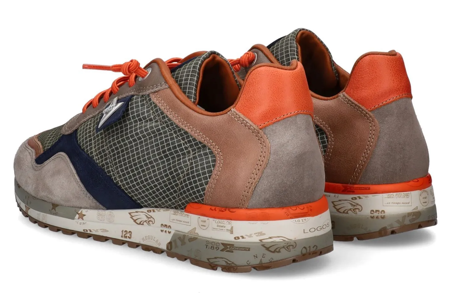 Lage sneakers CETTI