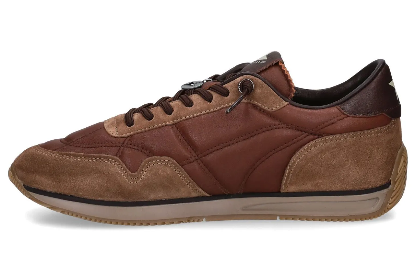 Lage sneakers CETTI