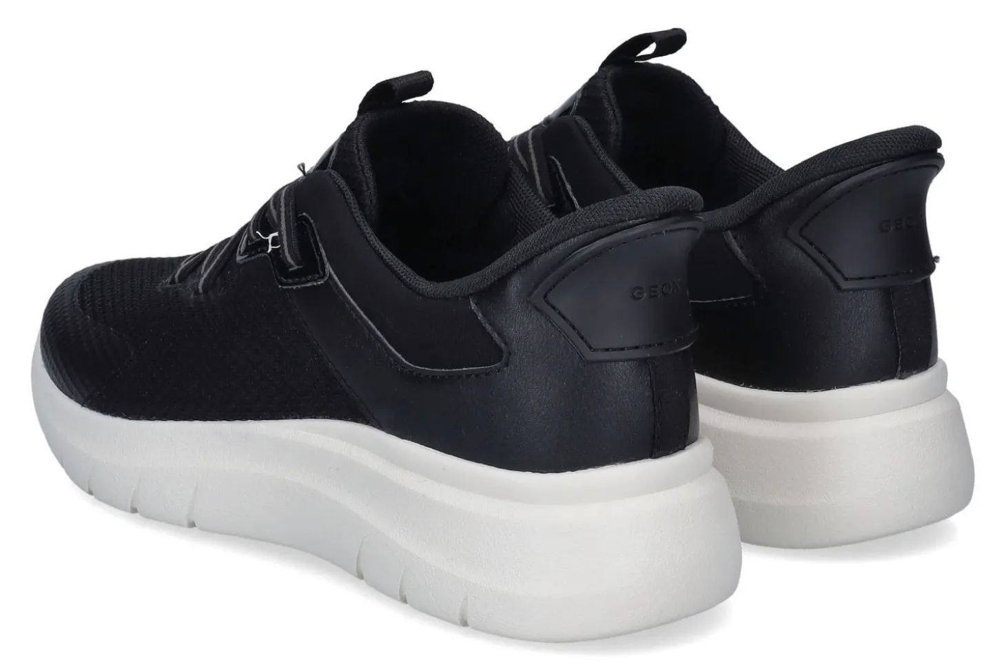 Lage sneakers GEOX