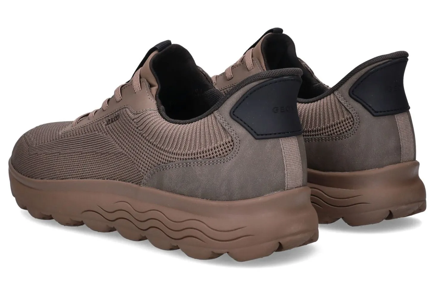 Lage sneakers GEOX