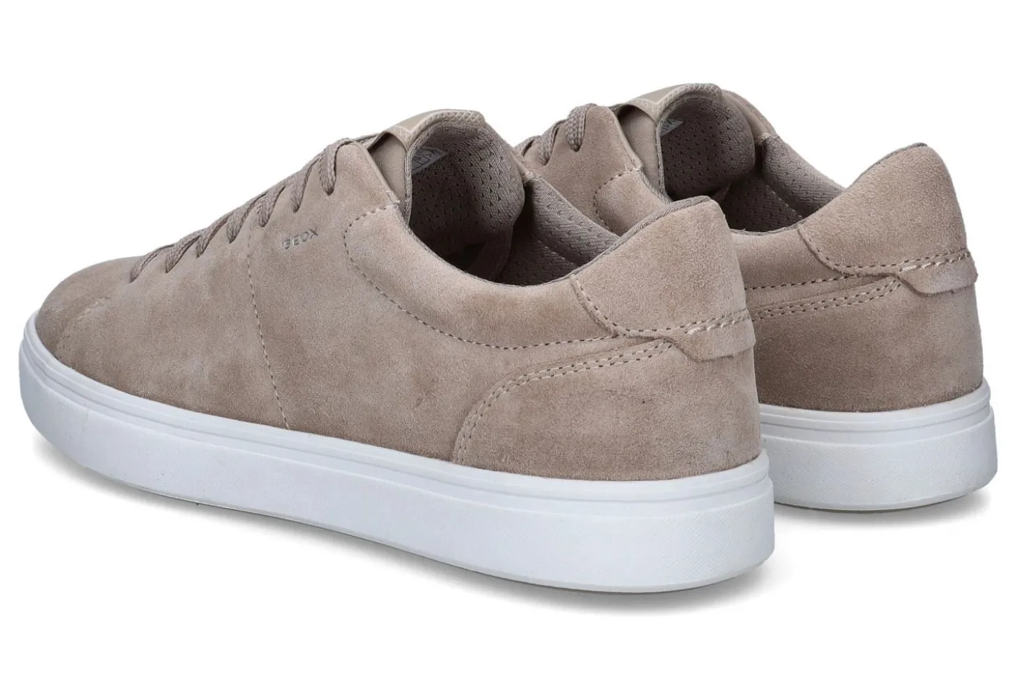 Lage sneakers GEOX