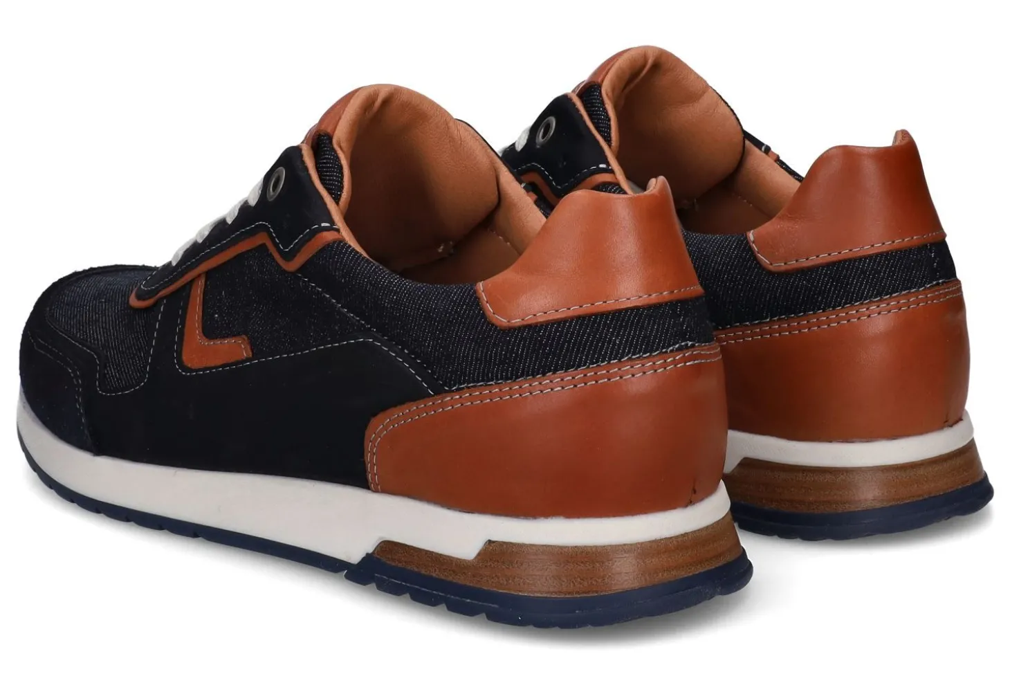 Lage sneakers HUSH PUPPIES