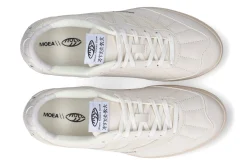 Lage sneakers MOEA