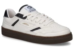 Lage sneakers MOEA