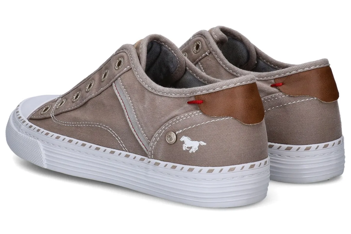 Lage sneakers MUSTANG