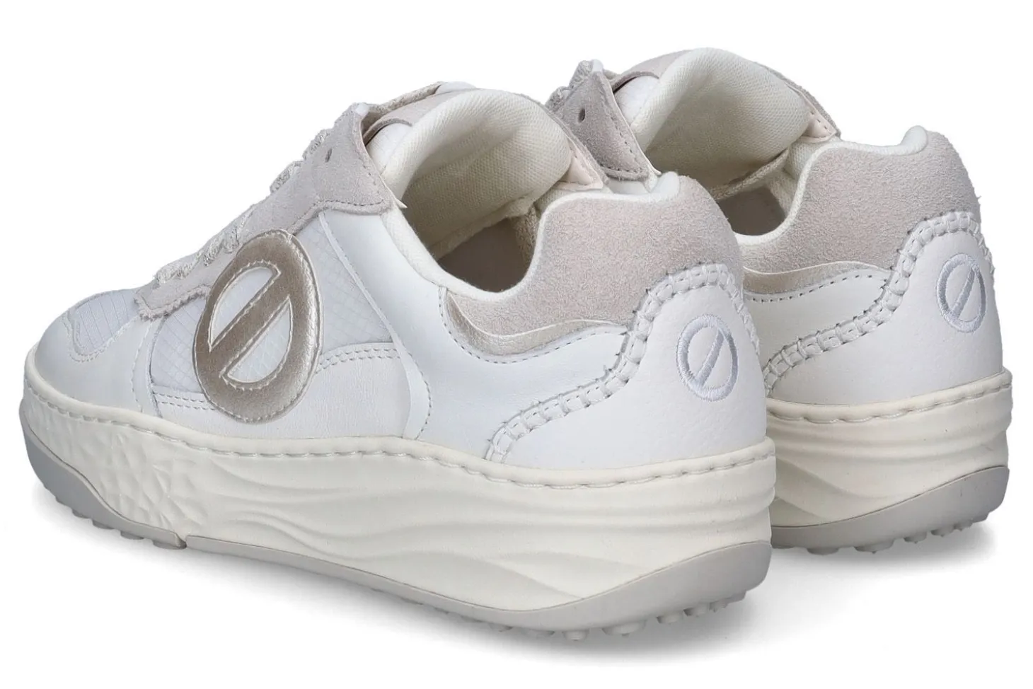 Lage sneakers NO NAME