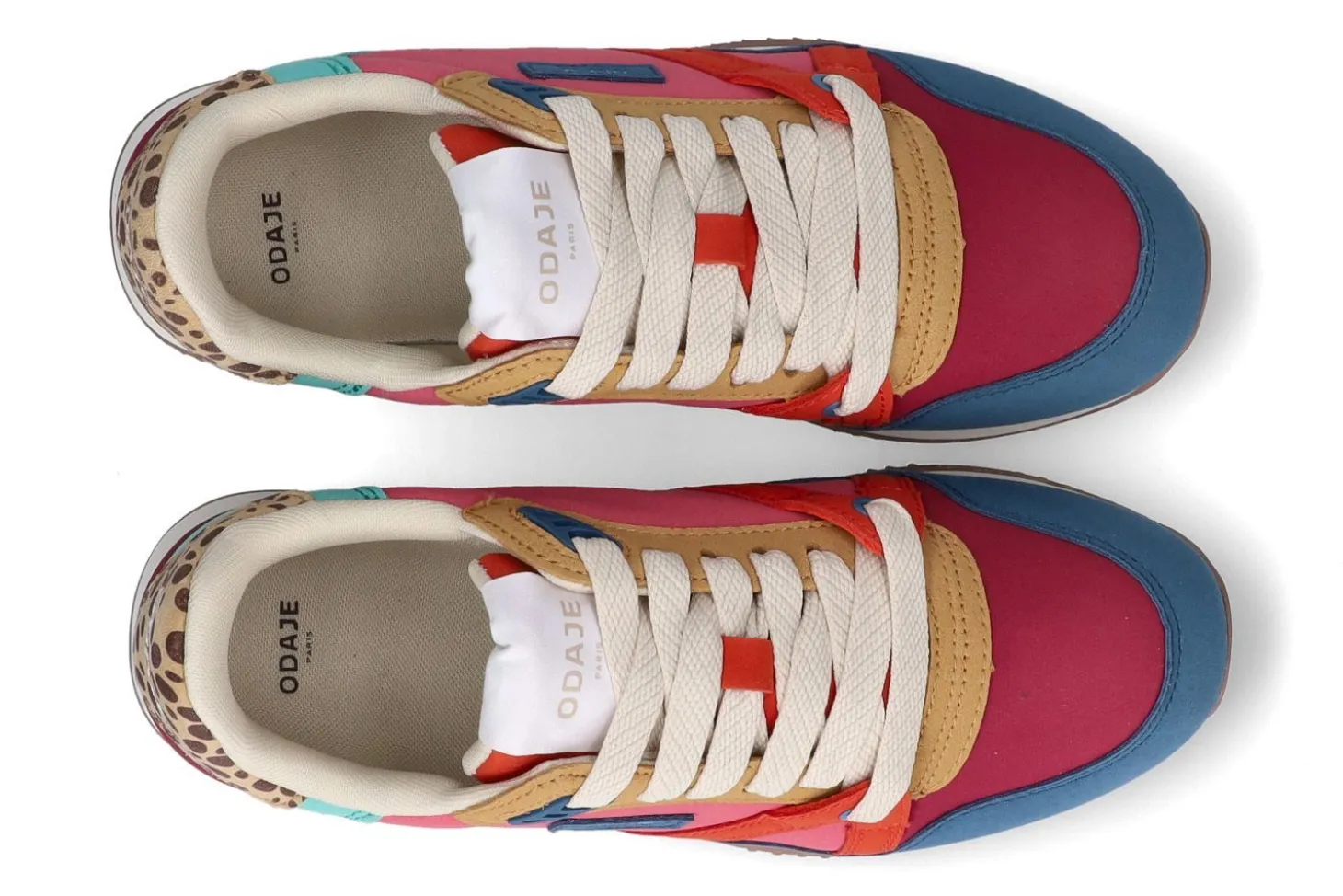 Lage sneakers ODAJE