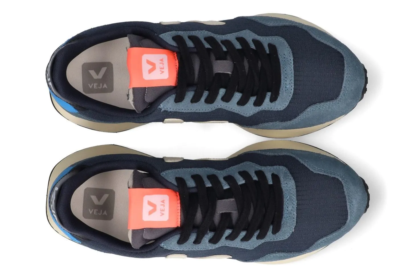 Lage sneakers VEJA