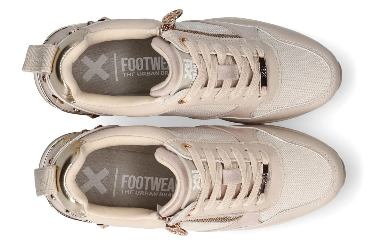 Lage sneakers XTI