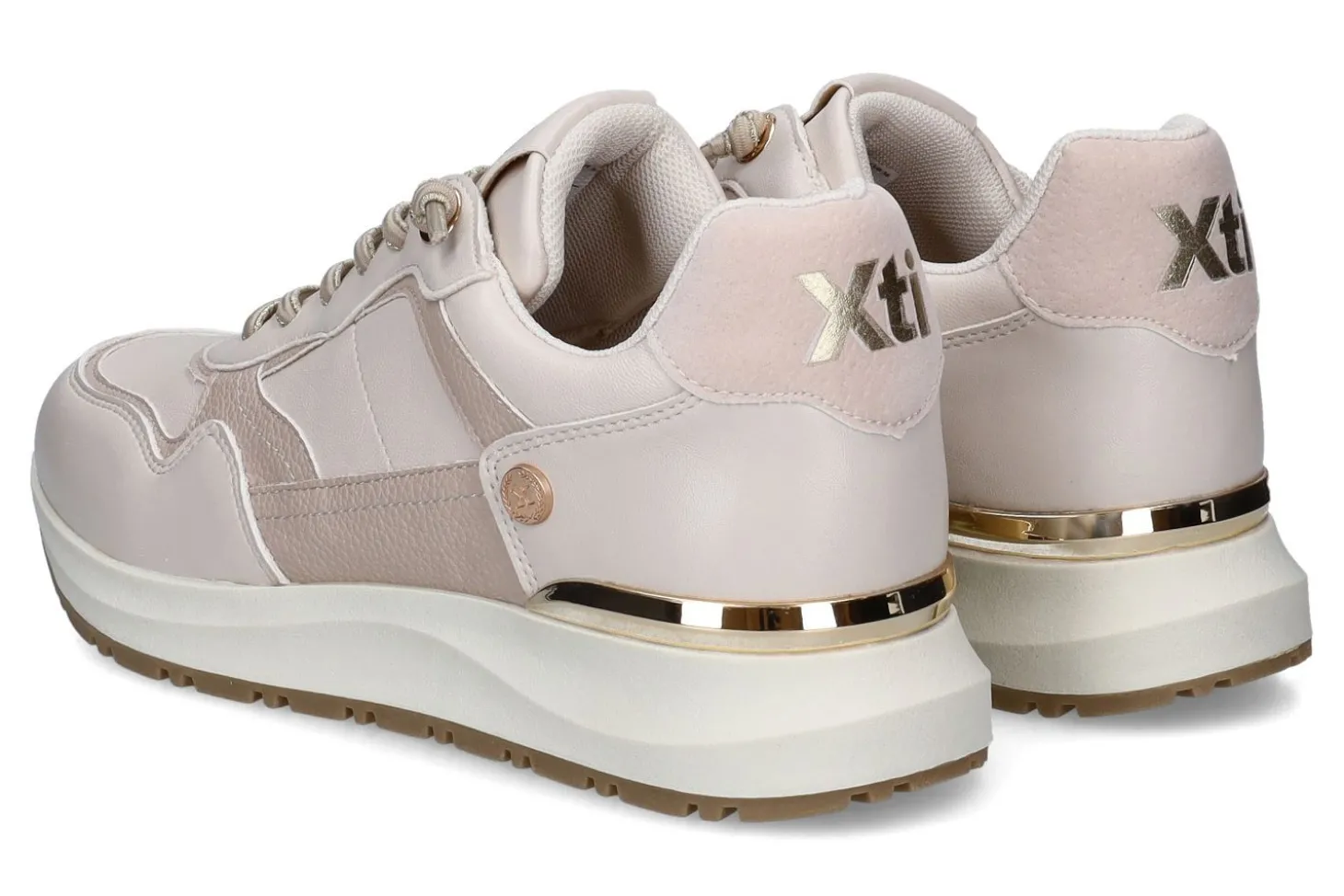 Lage sneakers XTI