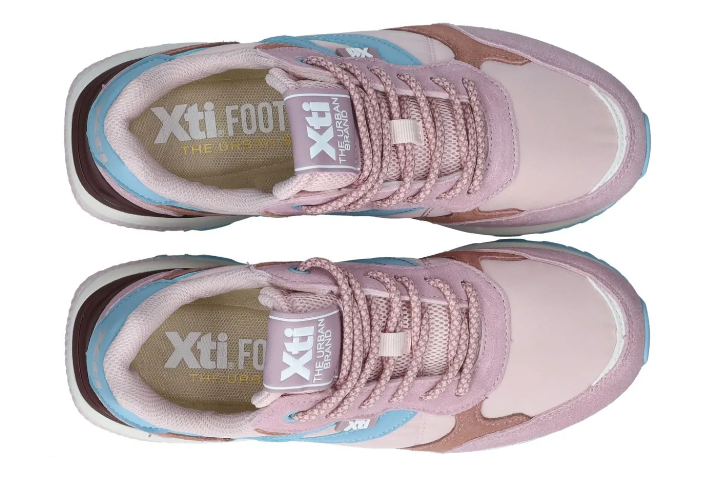 Lage sneakers XTI