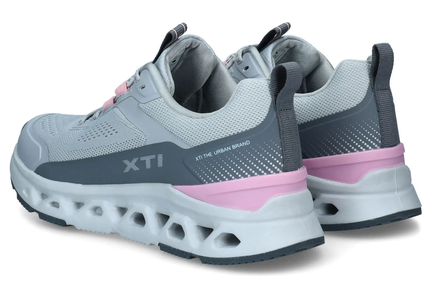 Lage sneakers XTI