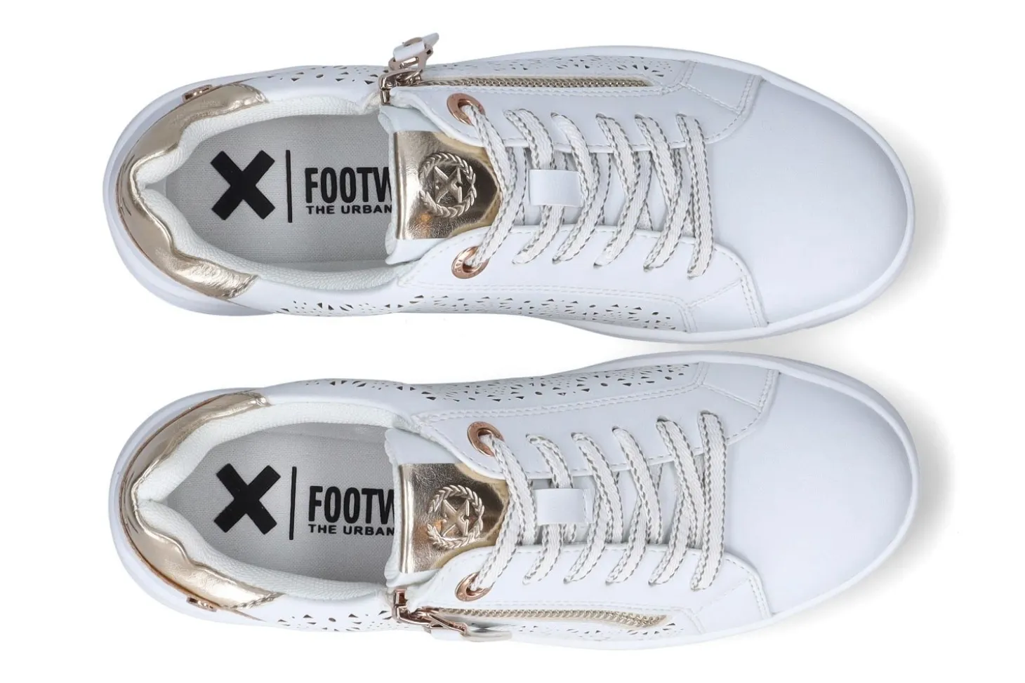 Lage sneakers XTI