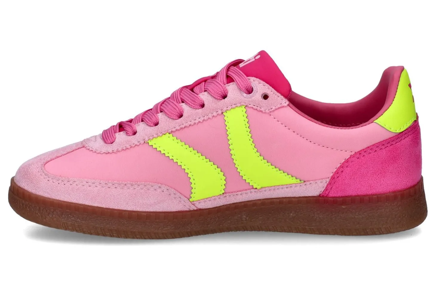 Lage sneakers XTI