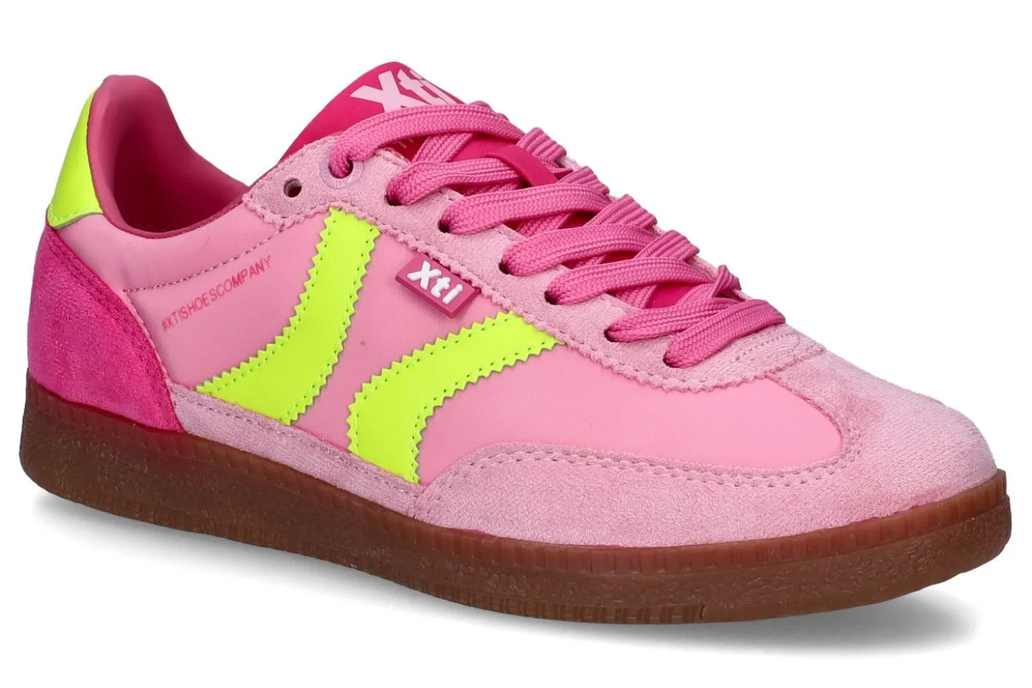Lage sneakers XTI