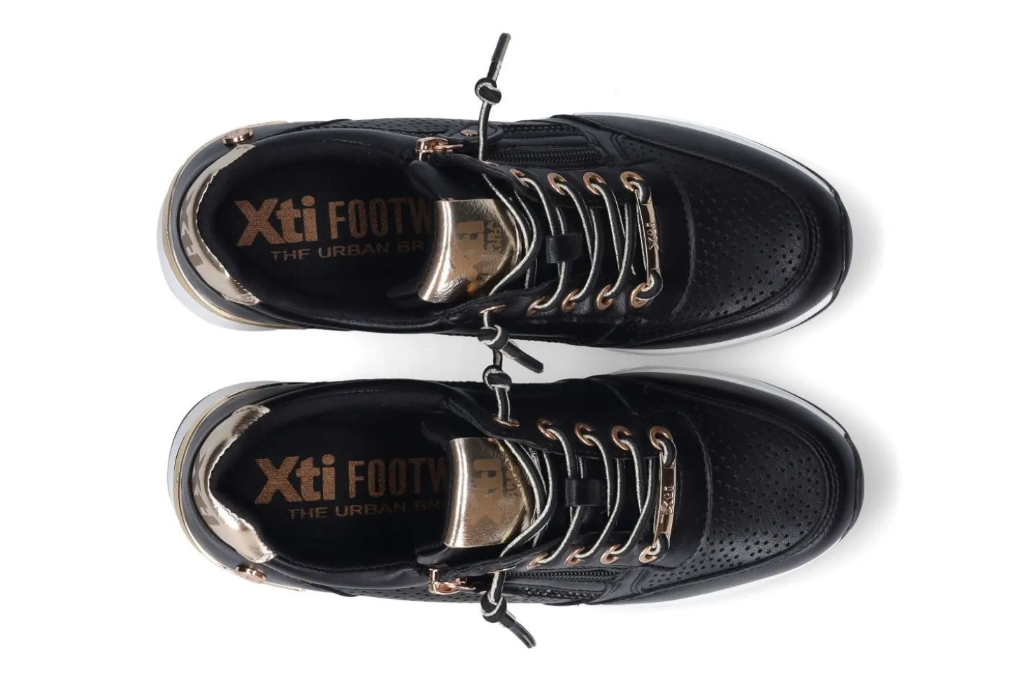 Lage sneakers XTI