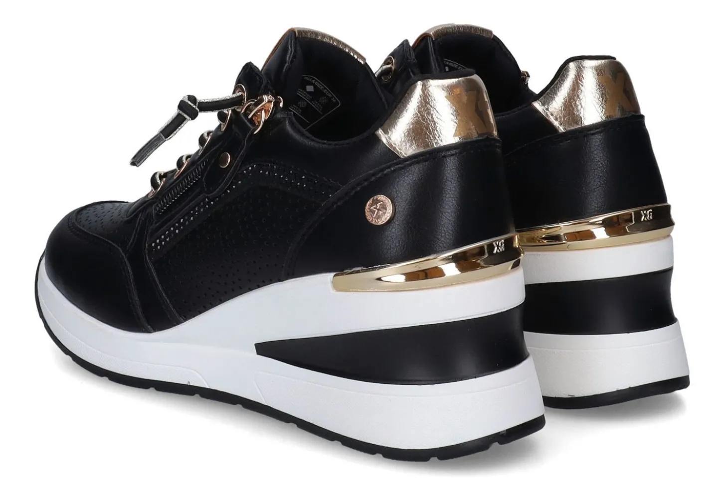 Lage sneakers XTI