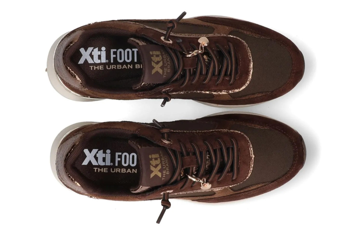Lage sneakers XTI